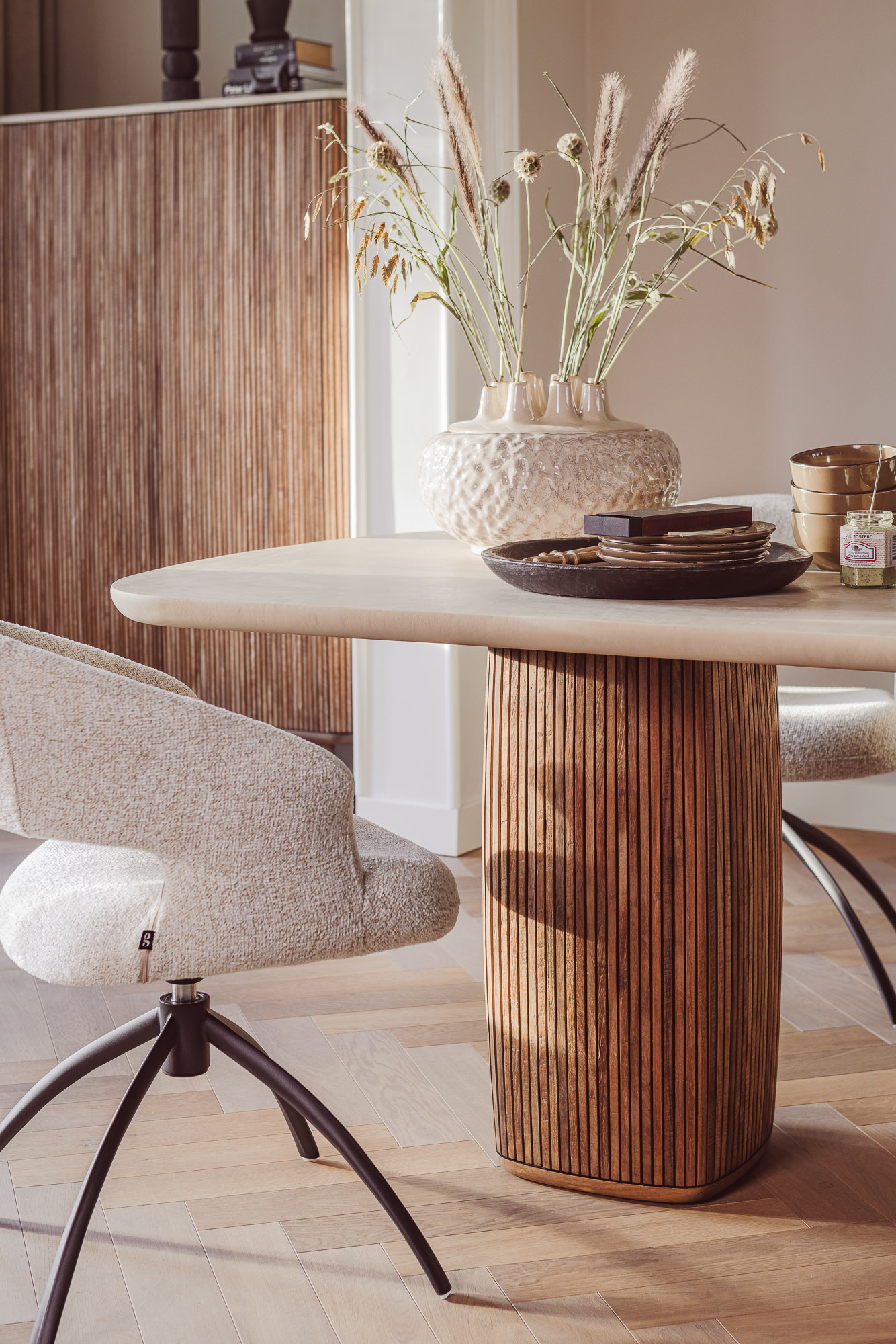 Goossens Nova Eettafel Mortex Beige - 8260325-goossens-nova-eettafel-mortex-beige-06