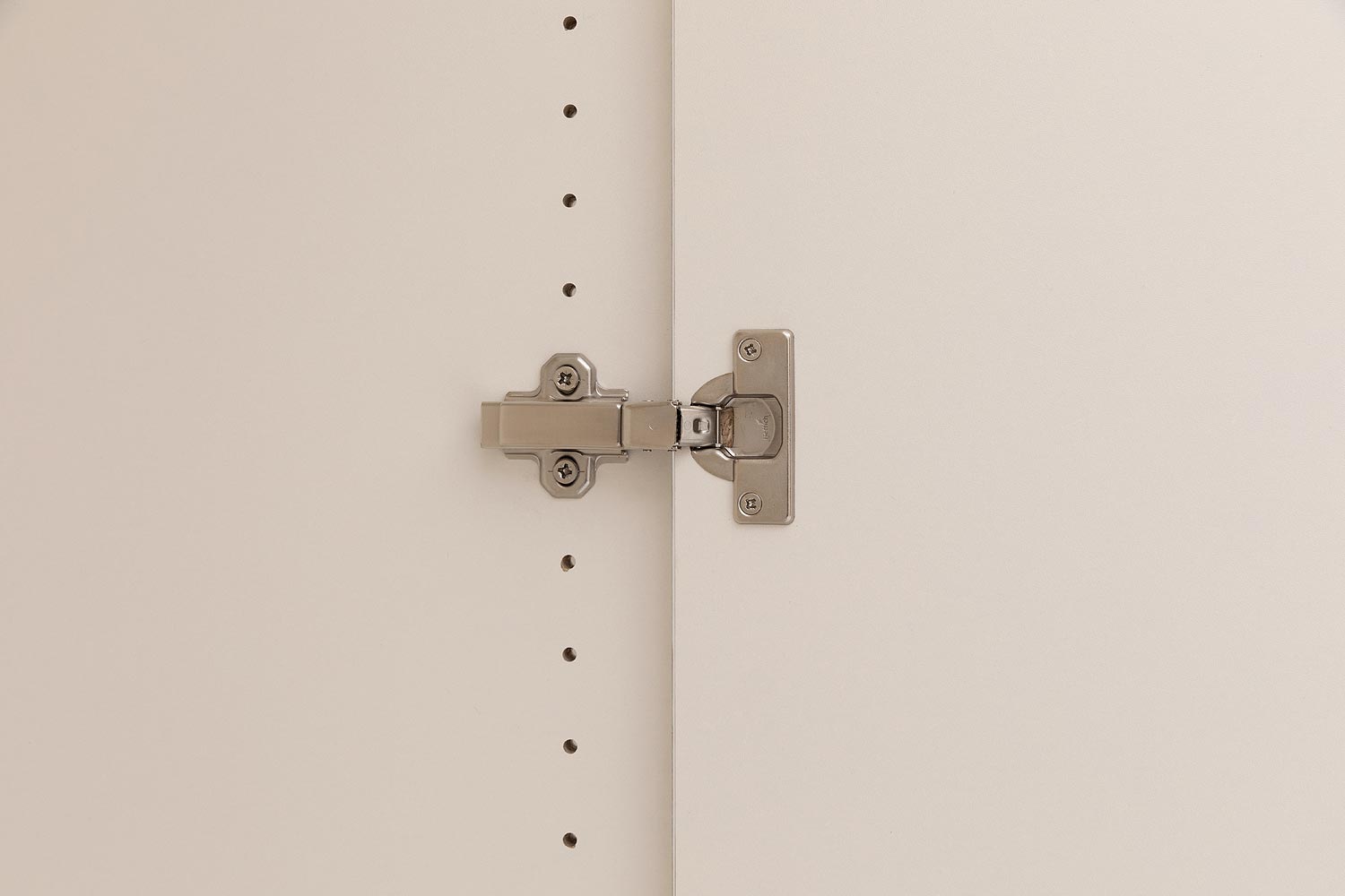 8190471-12