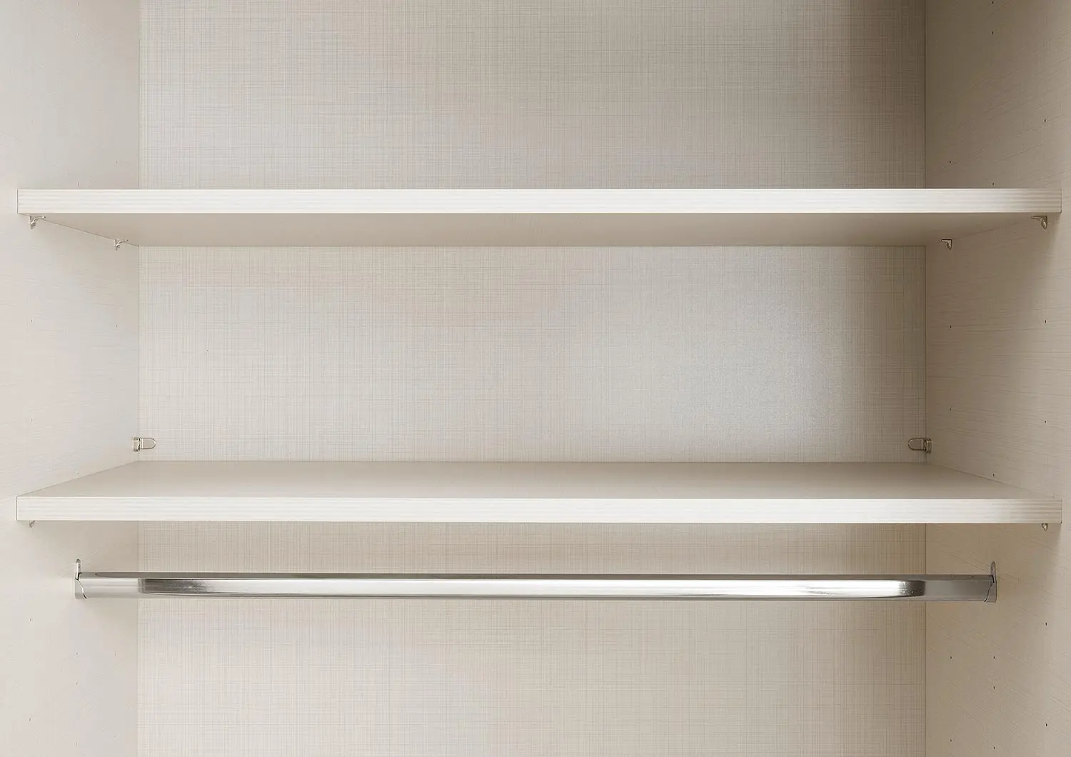 8213460-04