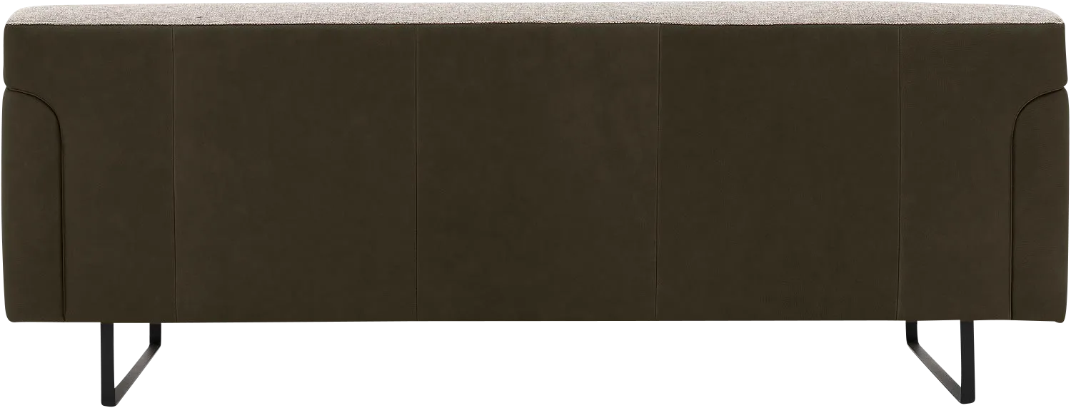 8210348-04