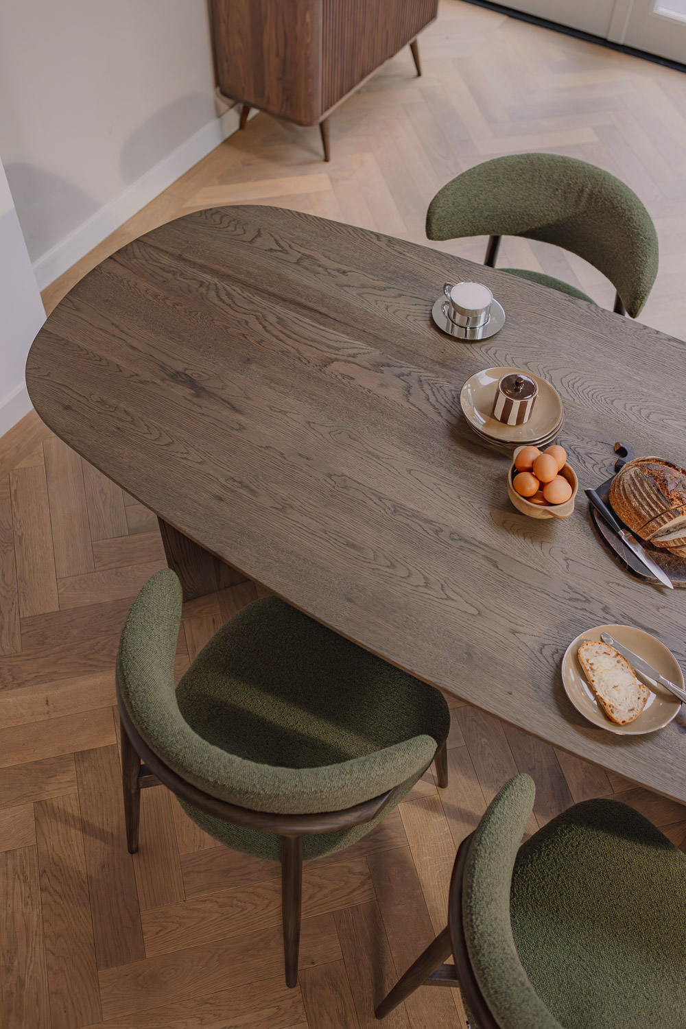 Goossens Slim Eettafel Eiken Bruin - 8260229-goossens-slim-eettafel-eiken-bruin-09
