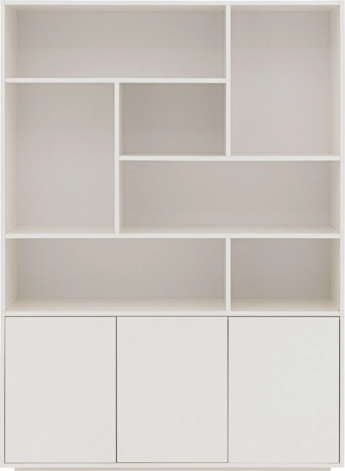 Goossens Basic Buffetkast Madrid, 3 dichte deuren 7 open vakken, wit melamine, 139 x 191 x 45 cm, elegant chic